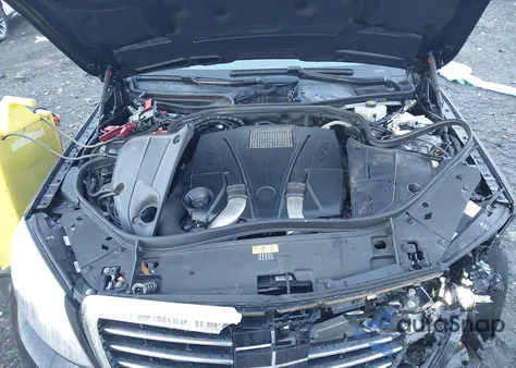 2017 Mercedes-Benz S 550 4Matic z USA, uszkodzony, nr VIN WDDUG8FB5HA324898